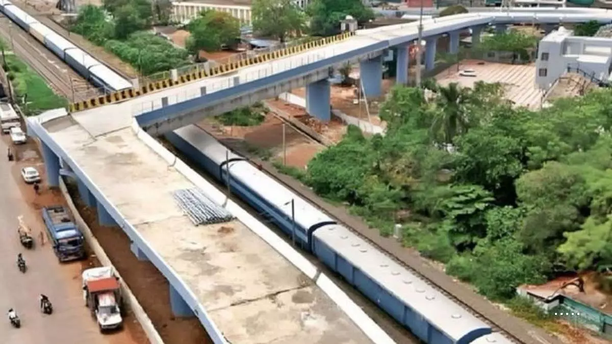 Bhopal: ऐशबाग ओवर-ब्रिज का नया स्वरूप तैयार किया जाएगा Bhopal: ऐशबाग ओवर-ब्रिज का नया स्वरूप तैयार किया जाएगा