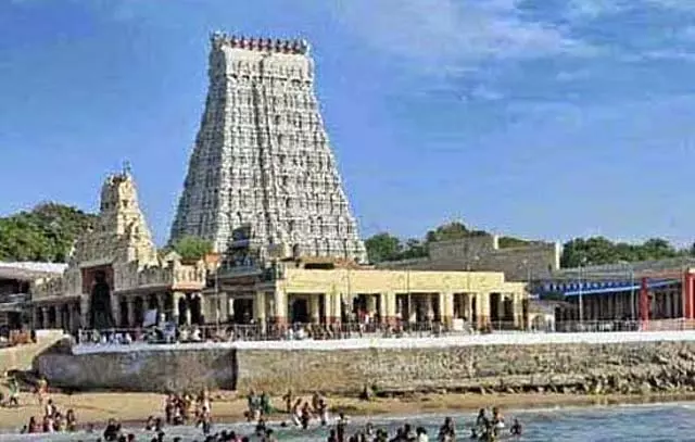तिरुचेंदूर में तमिल विसर्जन समारोह: मंदिर प्रशासन ने की घोषणा तिरुचेंदूर में तमिल विसर्जन समारोह: मंदिर प्रशासन ने की घोषणा