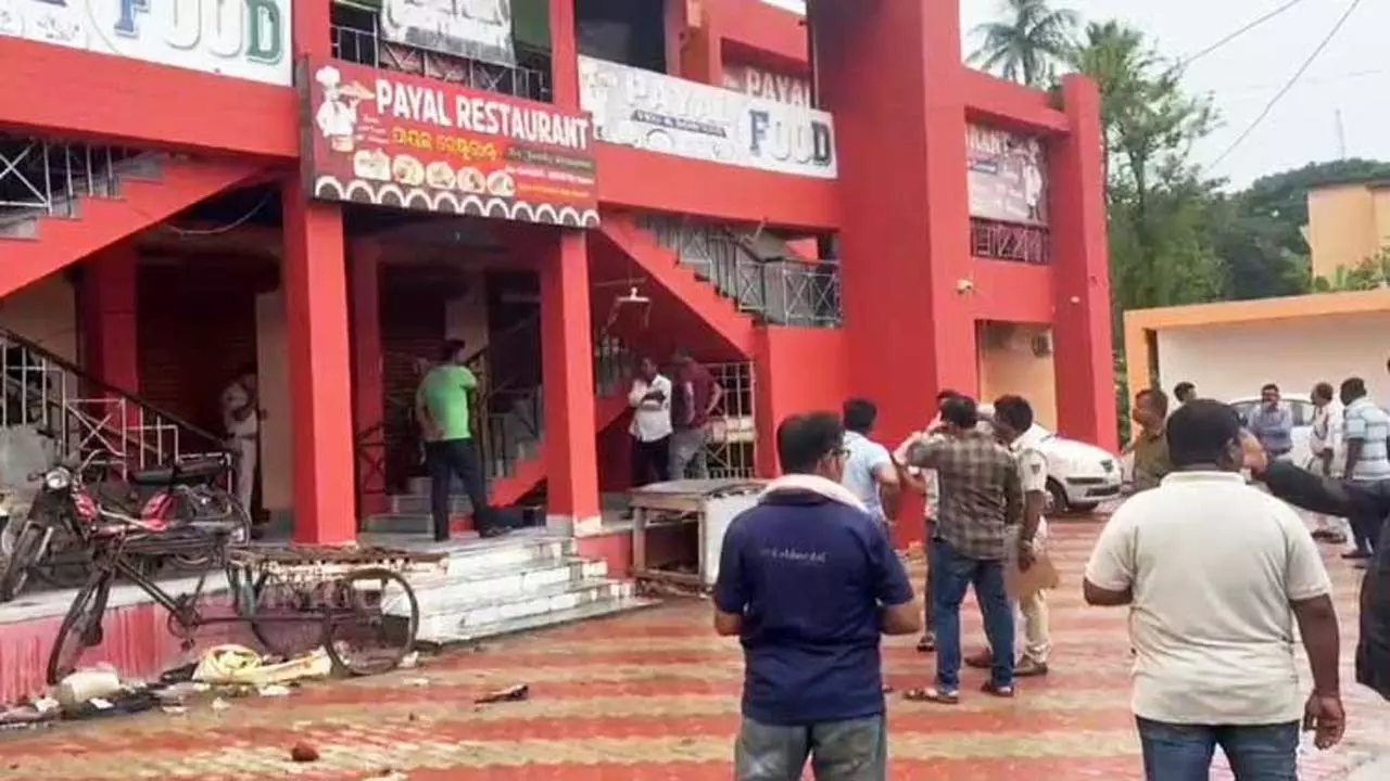 कटक में रहस्यमय परिस्थितियों में व्यक्ति मृत पाया गया कटक में रहस्यमय परिस्थितियों में व्यक्ति मृत पाया गया