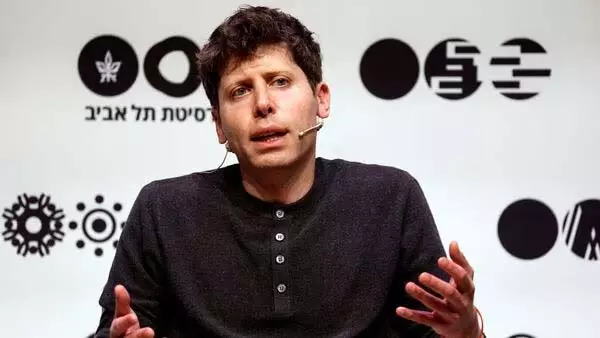 Sam Altman का बड़ा दावा: ओपनएआई स्टाफ ने मेटा के 100 मिलियन डॉलर के ऑफर को ठुकरा दिया Sam Altman का बड़ा दावा: ओपनएआई स्टाफ ने मेटा के 100 मिलियन डॉलर के ऑफर को ठुकरा दिया