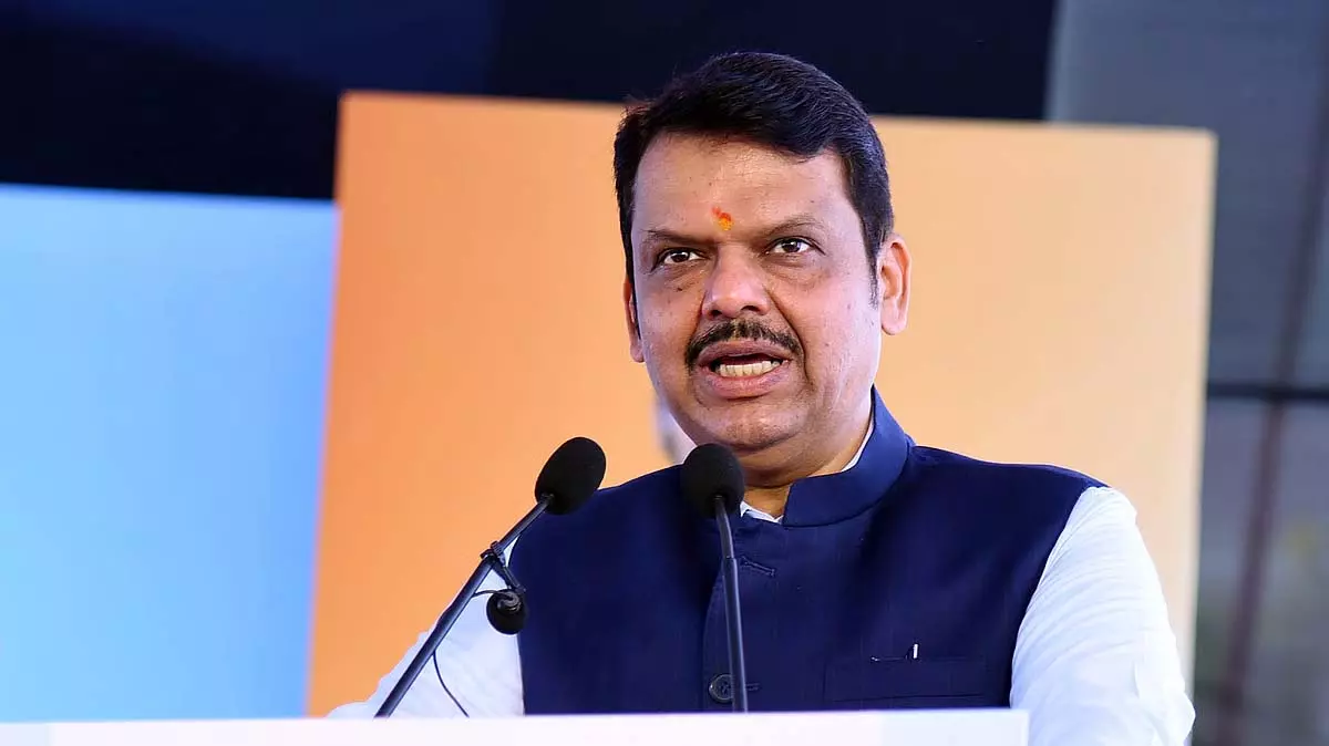Maharashtra : सीएम ने शिवसेना नेता सुधाकर बडगुजर के भाजपा में शामिल होने का बचाव किया Maharashtra : सीएम ने शिवसेना नेता सुधाकर बडगुजर के भाजपा में शामिल होने का बचाव किया