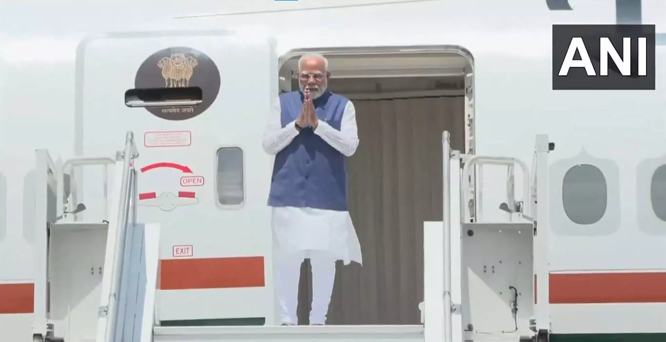 BIG BREAKING: जाग्रेब पहुंचे प्रधानमंत्री नरेंद्र मोदी BIG BREAKING: जाग्रेब पहुंचे प्रधानमंत्री नरेंद्र मोदी