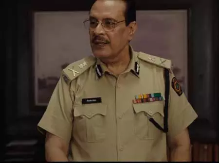 मुनव्वर फारुकी की फर्स्ट कॉपी में इंस्पेक्टर का किरदार निभाएंगे दीपक पाराशर मुनव्वर फारुकी की फर्स्ट कॉपी में इंस्पेक्टर का किरदार निभाएंगे दीपक पाराशर