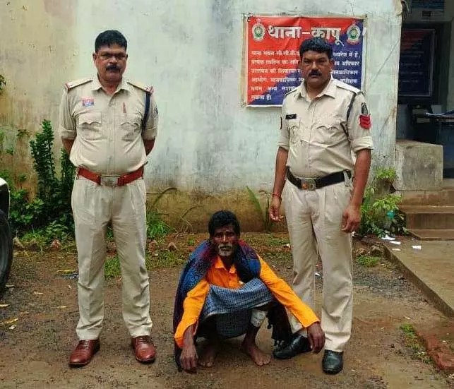 बकरी चराने की बात पर टांगी से हमला, आरोपी गिरफ्तार बकरी चराने की बात पर टांगी से हमला, आरोपी गिरफ्तार