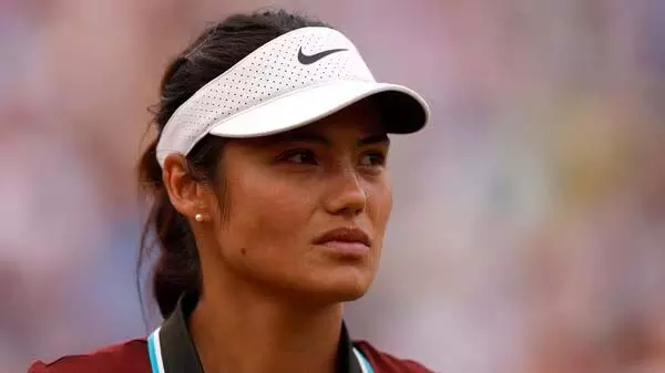 Emma Raducanu का पीछा करने वाला कौन है? विंबलडन ने टिकट पाने के प्रयासों को रोका Emma Raducanu का पीछा करने वाला कौन है? विंबलडन ने टिकट पाने के प्रयासों को रोका