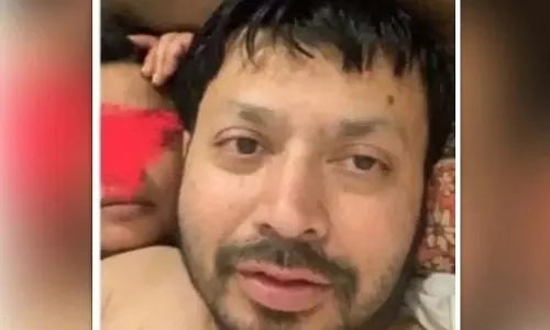 मंत्री को बताया हवस का पुजारी, नेता ने आपत्तिजनक तस्वीरें किया वायरल मंत्री को बताया हवस का पुजारी, नेता ने आपत्तिजनक तस्वीरें किया वायरल
