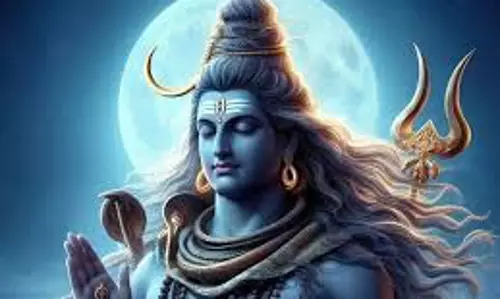 Som Pradosh Vrat 2025: सोम प्रदोष व्रत पर करें इन मंत्रों का जाप, वैवाहिक जीवन में आएगी शुभता