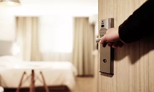 Indore : होटल प्रेसिडेंट पार्क मैनेजर पर मेहमानों की जानकारी छिपाने का मामला दर्ज