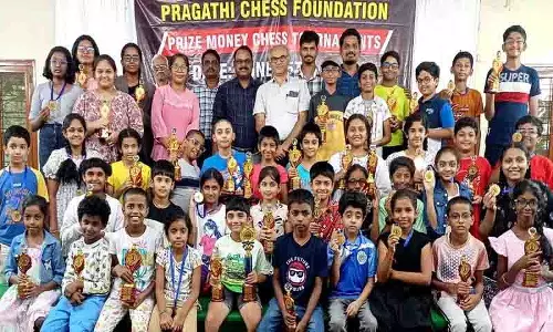 Dheeraj, चैत्रा ने प्रगति शतरंज टूर्नामेंट में अंडर-14 खिताब जीता