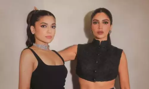 Bhumi-Samiksha का स्टनिंग लुक, सिस्टर्स नाइट आउट में जलवा Bhumi-Samiksha का स्टनिंग लुक, सिस्टर्स नाइट आउट में जलवा