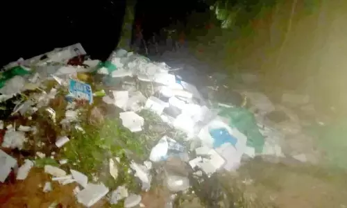 Kerala : रात के अंधेरे में कूड़ा डंप करने का मामला, चालक और वाहन गिरफ्तार