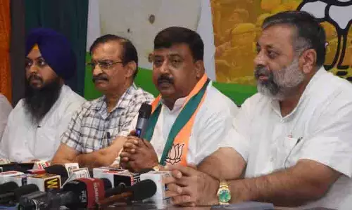 हार को भांपकर आप सरकार चुनाव से पहले ही भाजपा कार्यकर्ताओं को परेशान कर रही: Jeevan Gupta