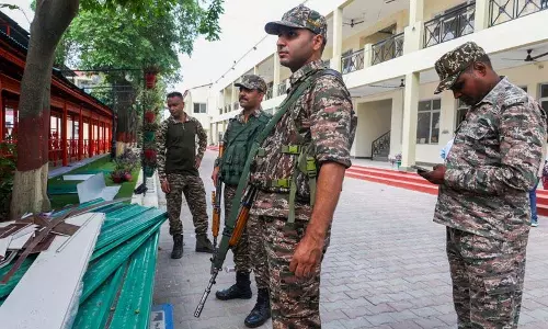 Jammu: अमरनाथ यात्रा मार्ग ‘नो फ्लाइंग जोन’ घोषित Jammu: अमरनाथ यात्रा मार्ग ‘नो फ्लाइंग जोन’ घोषित