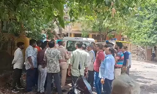 ऑफिस से घर लौट रही महिला को ट्रक ने कुचला, धौलपुर में दर्दनाक हादसा