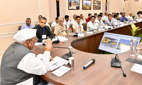 Jaipur: राज्यपाल ने बारां में जिला स्तरीय अधिकारियों की ली समीक्षा बैठक