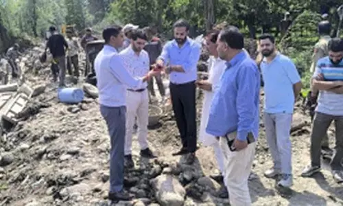 DC शोपियां ने कंजीउलर ब्लॉक का दौरा किया
