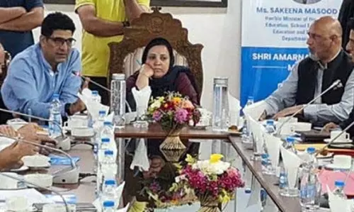 सकीना ने पहलगाम क्षेत्र में SANJY के लिए चिकित्सा तैयारियों की समीक्षा की सकीना ने पहलगाम क्षेत्र में SANJY के लिए चिकित्सा तैयारियों की समीक्षा की