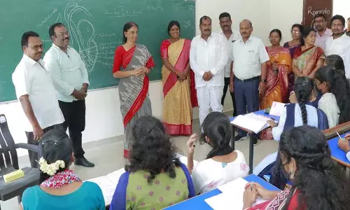 छात्रों को गुणवत्तापूर्ण शिक्षा प्रदान करें:MLA Sabitha Indra Reddy