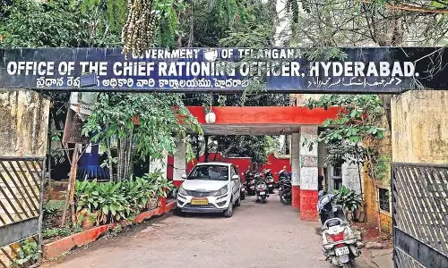 राशन डीलरों को नहीं मिल रहा कमीशन राशन डीलरों को नहीं मिल रहा कमीशन