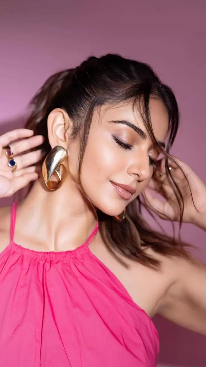 Rakul Singh ने करवाया बोल्ड फोटोशूट