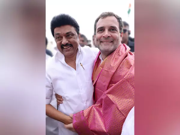 मुख्यमंत्री स्टालिन ने Rahul Gandhi को उनके 55वें जन्मदिन पर शुभकामनाएं दीं मुख्यमंत्री स्टालिन ने Rahul Gandhi को उनके 55वें जन्मदिन पर शुभकामनाएं दीं