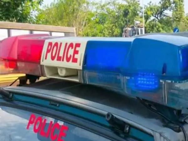 Raebareli: छात्रा की भावुक पोस्ट से सक्रिय हुई पुलिस, आत्महत्या की कोशिश नाकाम Raebareli: छात्रा की भावुक पोस्ट से सक्रिय हुई पुलिस, आत्महत्या की कोशिश नाकाम