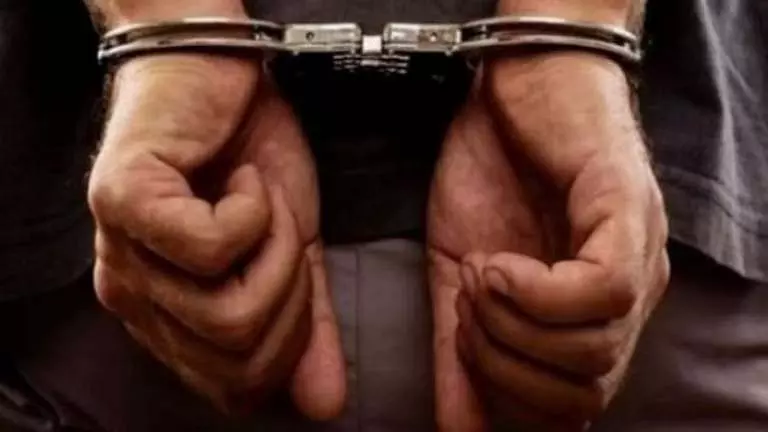 अंतरराष्ट्रीय नौकरी धोखाधड़ी रैकेट का भंडाफोड़, तीन आरोपी गिरफ्तार अंतरराष्ट्रीय नौकरी धोखाधड़ी रैकेट का भंडाफोड़, तीन आरोपी गिरफ्तार