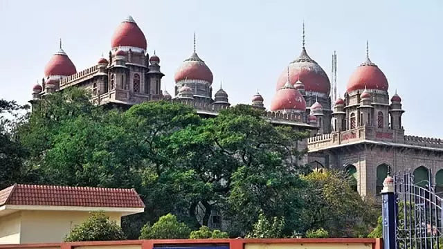 प्लॉट मालिक के नाम पर रजिस्टर करें या जेल जाएं: Telangana HC ने अरविंद कुमार से कहा प्लॉट मालिक के नाम पर रजिस्टर करें या जेल जाएं: Telangana HC ने अरविंद कुमार से कहा