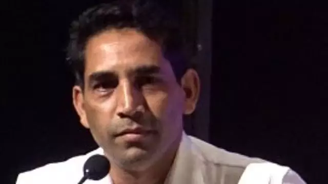 क्रांति दिवस पर CM प्रमोद सावंत ने गोविंद गौड़े को गोवा कैबिनेट से हटाया क्रांति दिवस पर CM प्रमोद सावंत ने गोविंद गौड़े को गोवा कैबिनेट से हटाया