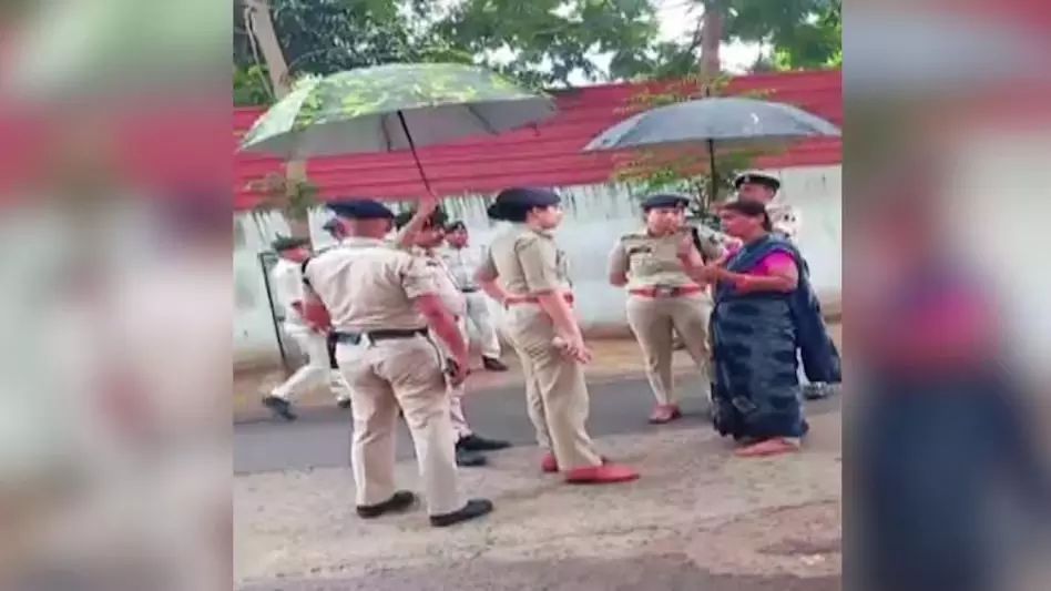 मंत्री और जज बंगले के पास गोलीकांड, हड़कंप मंत्री और जज बंगले के पास गोलीकांड, हड़कंप
