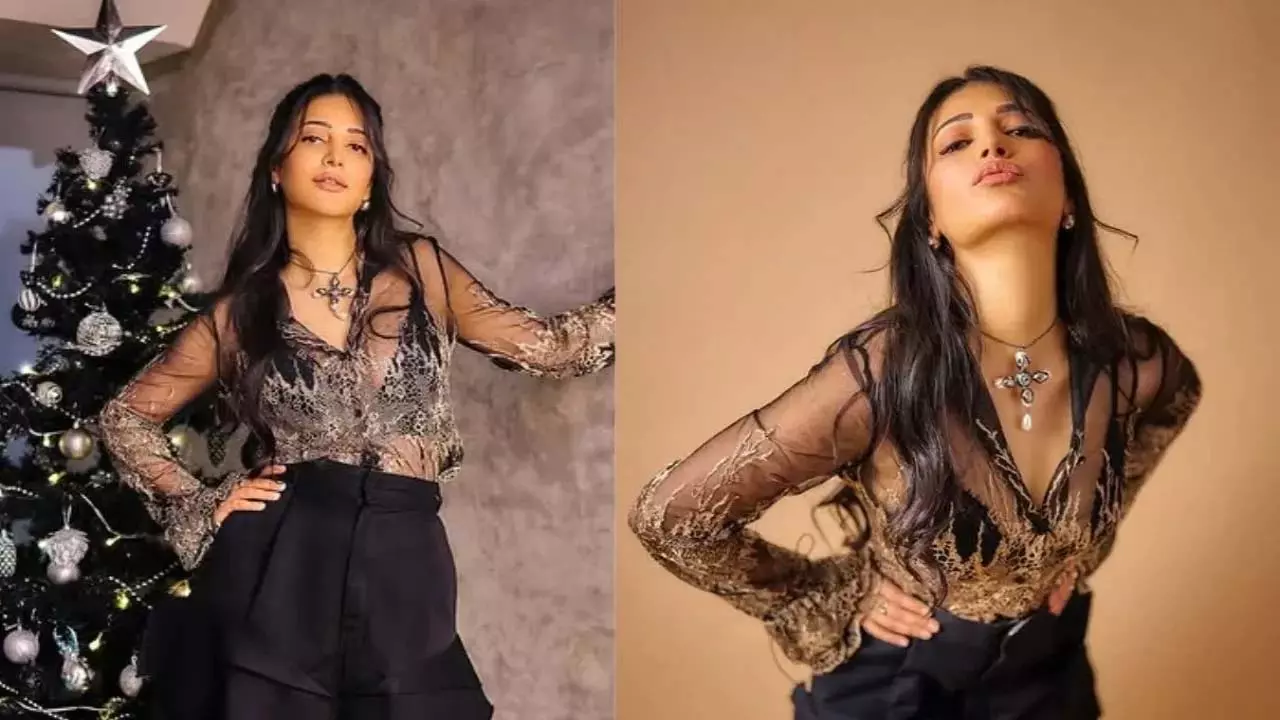 Shruti Haasan के मुंबई स्थित डुप्लेक्स घर की एक झलक Shruti Haasan के मुंबई स्थित डुप्लेक्स घर की एक झलक
