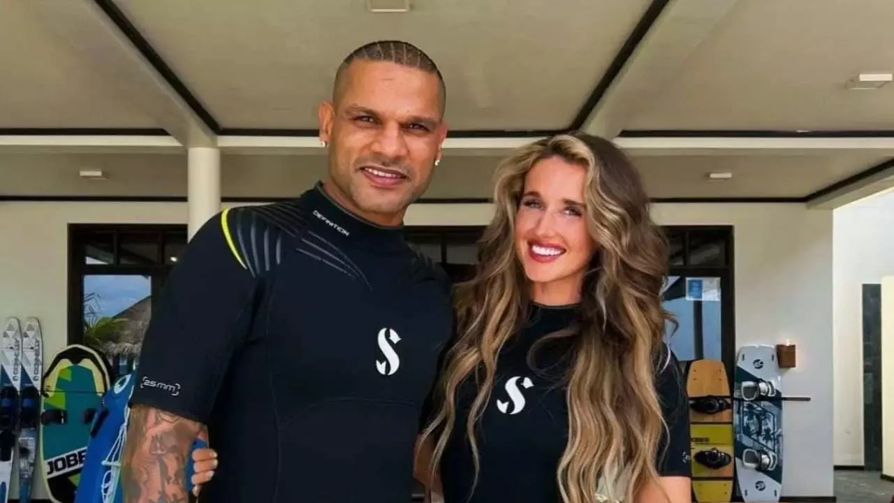 Shikhar Dhawan की 33 वर्षीय आयरिश गर्लफ्रेंड सोफी शाइन कौन हैं? Shikhar Dhawan की 33 वर्षीय आयरिश गर्लफ्रेंड सोफी शाइन कौन हैं?