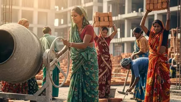 Delhi की महिला का दावा, शौचालय का इस्तेमाल करने के लिए कहने पर नौकरी चली गई Delhi की महिला का दावा, शौचालय का इस्तेमाल करने के लिए कहने पर नौकरी चली गई