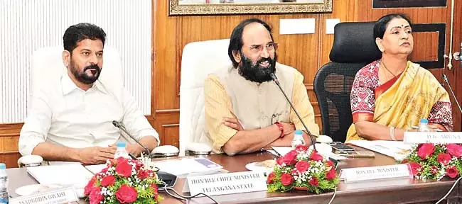 बनकाचेरला परियोजना: आइये तेलंगाना के अधिकारों की रक्षा के लिए मिलकर चलें बनकाचेरला परियोजना: आइये तेलंगाना के अधिकारों की रक्षा के लिए मिलकर चलें
