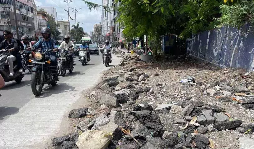 मानसून में उत्खनन प्रतिबंध का उल्लंघन, आयुक्त के आदेश की अनदेखी मानसून में उत्खनन प्रतिबंध का उल्लंघन, आयुक्त के आदेश की अनदेखी