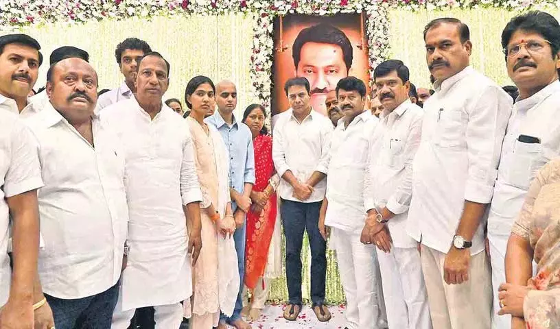 मगंती को श्रद्धांजलि मगंती को श्रद्धांजलि