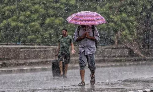 Himachal: जल्द आएगा मानसून, इन जिलों में भारी बारिश का अलर्ट Himachal: जल्द आएगा मानसून, इन जिलों में भारी बारिश का अलर्ट