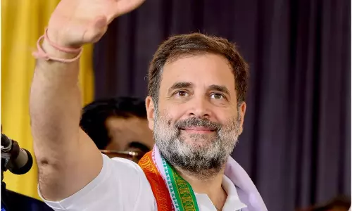 55 के हुए राहुल गांधी, खड़गे और राजनाथ सिंह सहित इन नेताओं ने दी शुभकामनाएं 55 के हुए राहुल गांधी, खड़गे और राजनाथ सिंह सहित इन नेताओं ने दी शुभकामनाएं