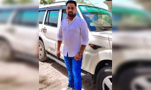 थाने के सामने ही मर्डर, फायरिंग से मची खलबली