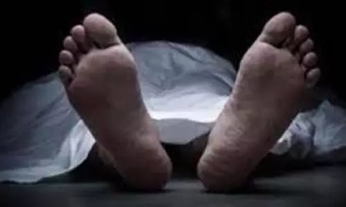Jharkhand: हाइवा ने बाइक सवारों को मारी टक्कर , दो की मौत, एक गंभीर Jharkhand: हाइवा ने बाइक सवारों को मारी टक्कर , दो की मौत, एक गंभीर