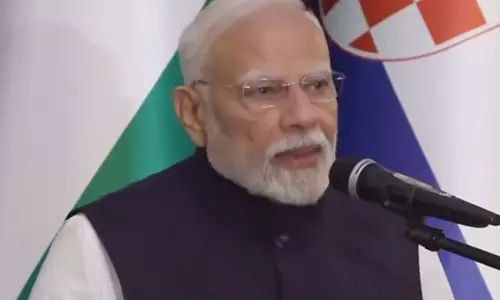 प्रधानमंत्री मोदी तीन देशों की यात्रा पूरी कर भारत के लिए हुए रवाना प्रधानमंत्री मोदी तीन देशों की यात्रा पूरी कर भारत के लिए हुए रवाना