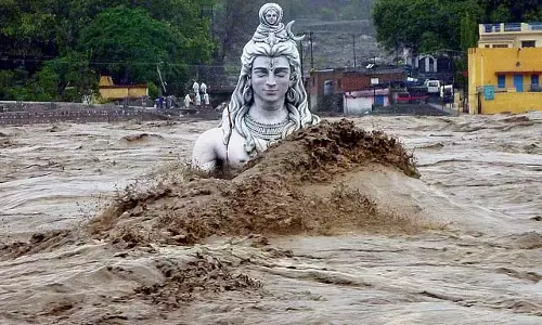 Kedarnath flood : 12 साल बाद भी 702 शवों की पहचान नहीं हो पाई Kedarnath flood : 12 साल बाद भी 702 शवों की पहचान नहीं हो पाई