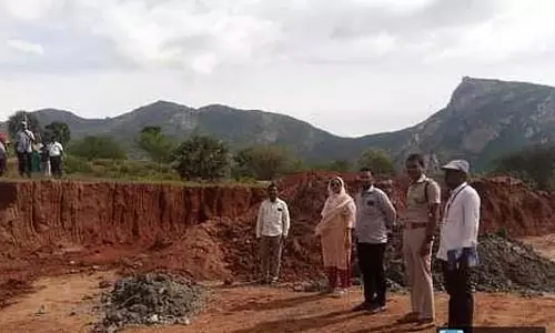 श्रीविल्लिपुथुर-मेगामलाई टाइगर रिजर्व में खनिज तस्करी: अधिकारी जांच कर रहे श्रीविल्लिपुथुर-मेगामलाई टाइगर रिजर्व में खनिज तस्करी: अधिकारी जांच कर रहे