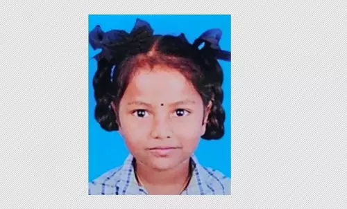 Tamil Nadu: स्कूल में बेहोश होकर छात्र की मौत Tamil Nadu: स्कूल में बेहोश होकर छात्र की मौत