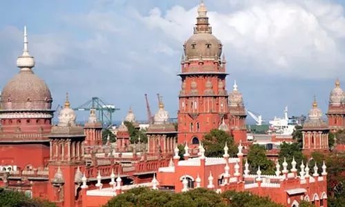 शिकायत याचिकाओं पर 30 दिन में कार्रवाई करें या जुर्माना भरें: Madras HC