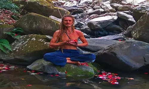 यूक्रेन युद्ध में शहीद हुए रूसी सैनिक सर्गेई बाबा का गोकर्ण में अंतिम संस्कार