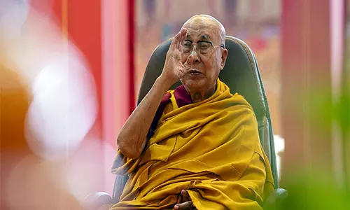 14वें Dalai Lama के 90वें जन्मदिन समारोह को समर्पित द्विभाषी वेबसाइट का उद्घाटन किया गया
