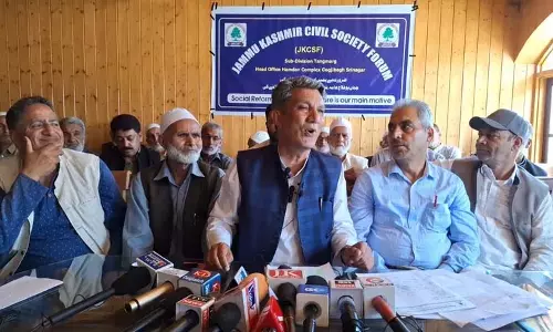 JKCSF ने तंगमर्ग, गुलमर्ग में जल मोड़ और पर्यावरण क्षरण पर चिंता जताई