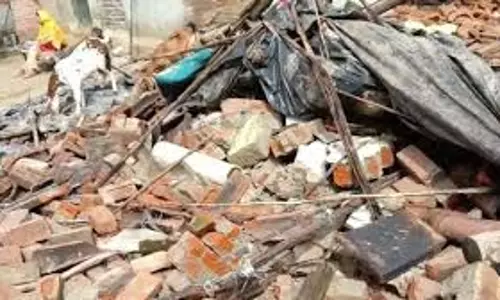 Bareilly में कच्चा मकान ढहा, पांच बच्चों समेत आठ लोग घायल