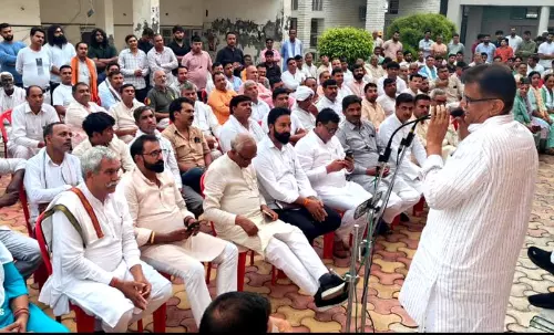 BJP के राष्ट्रीय सचिव ने मोदी की प्रशंसा की, कांग्रेस पर भ्रष्टाचार को बढ़ावा देने का आरोप